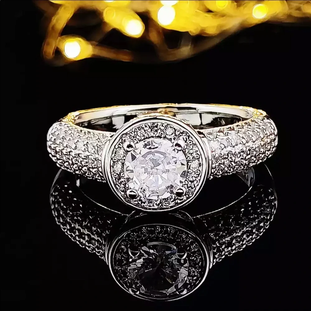 New Luxury Halo 925 Silver Diamond Engagement Ring - Picture 4 of 4